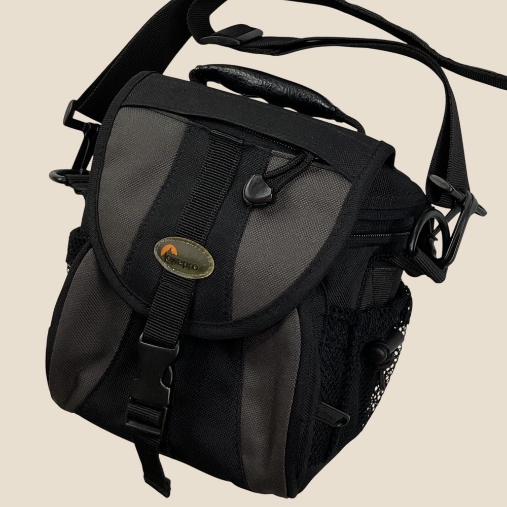Lowepro EX 120 Camera Bag Black Gray Padded Shoulder Bag Case with Belt Loop